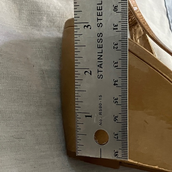 Franco Sarto size 10 metallic gold tone Wedge Slingback Sandals - Picture 12 of 16